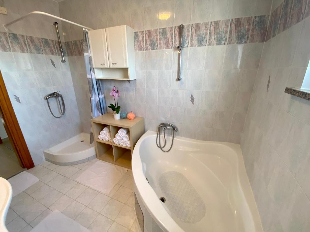 Penthouse Cityview Apartment Pula