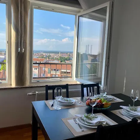 Penthouse Cityview Pula Exterior photo