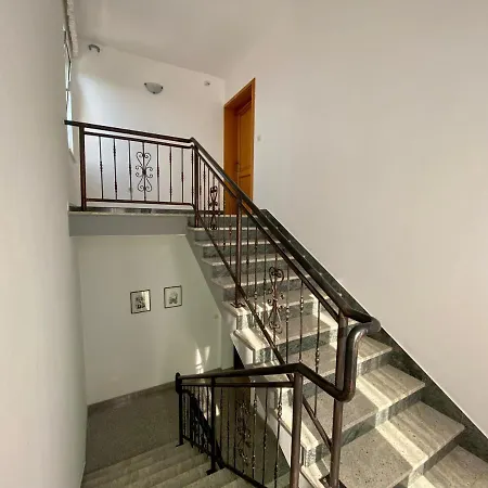 Penthouse Cityview Pula Exterior photo
